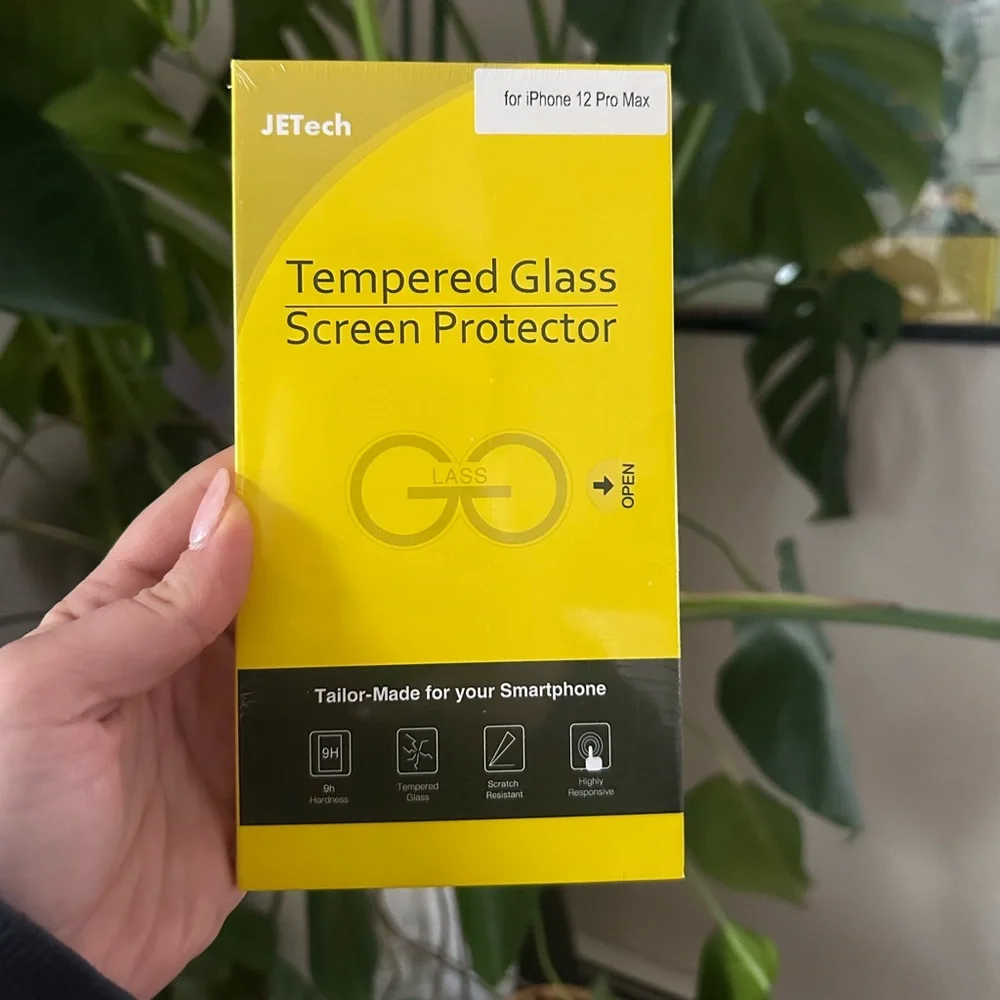iPhone 12 Pro Max Privacy Screen Glass Screen Protector NWT